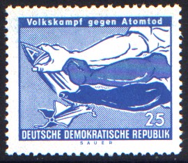 25 Pf Briefmarke: Volkskampf gegen Atomtod