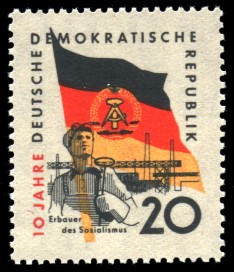 20 Pf Briefmarke: 10 Jahre DDR