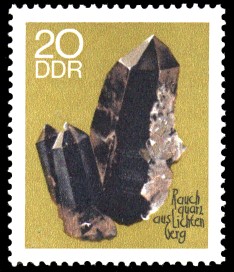 20 Pf Briefmarke: Minerale, Rauchquarz (Sammlung der Bergakademie Freiberg)