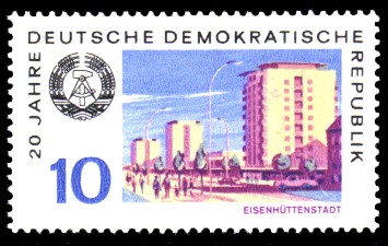 10 Pf Briefmarke: 20 Jahre DDR, Eisenhüttenstadt