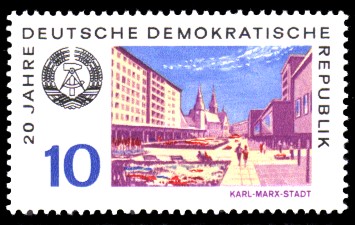 10 Pf Briefmarke: 20 Jahre DDR, Karl-Marx-Stadt