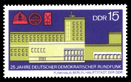 15 Pf Briefmarke: 25 Jahre Deutscher Demokratischer Rundfunk