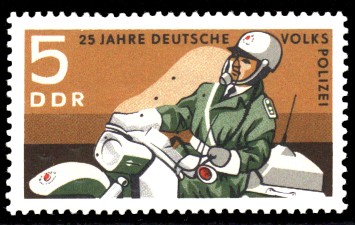 5 Pf Briefmarke: 25 Jahre Deutsche Volkspolizei
