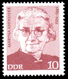 10 Pf Briefmarke: Martha Arendsee, Verdienstvolle Persönlichkeiten der Arbeiterbewegung