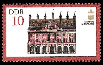 10 Pf Briefmarke: Denkmalpflege (ICOMOS), Rathaus in Rostock